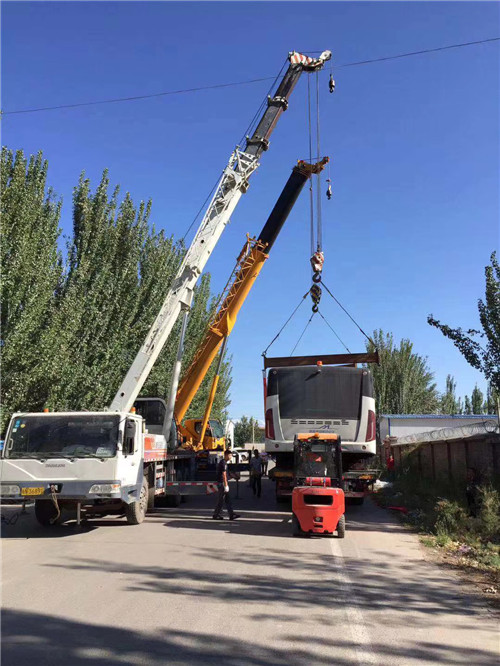 那曲市港口集装箱搬运案例